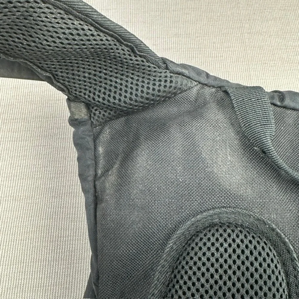 Rupumpack Hydration Backpack Black Gray Hiking Running Bag with Water Bladder